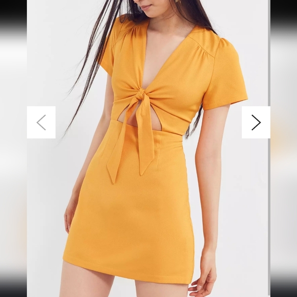 Urban Outfitters Kimi Blue Tie Knot Cut Out Red Mini Dress - Brand NEW - Picture 9 of 9